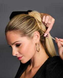 27 Inch Straight Cinch Pony | Hair Piece By Hairdo -Best wig outlet Shop HD50042 27inStraightCinchPony R14 88H HT3