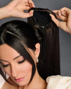 27 Inch Straight Cinch Pony | Hair Piece By Hairdo -Best wig outlet Shop HD50042 27inStraightCinchPony model3 HT2