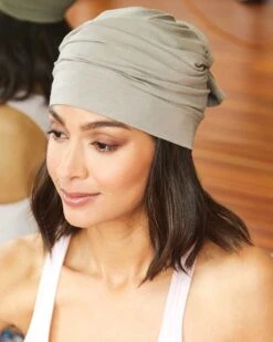 Wavy Bob Halo | Hair Piece By Rene Of Paris -Best wig outlet Shop RP738 Wavy Bob Halo GingerBrown side